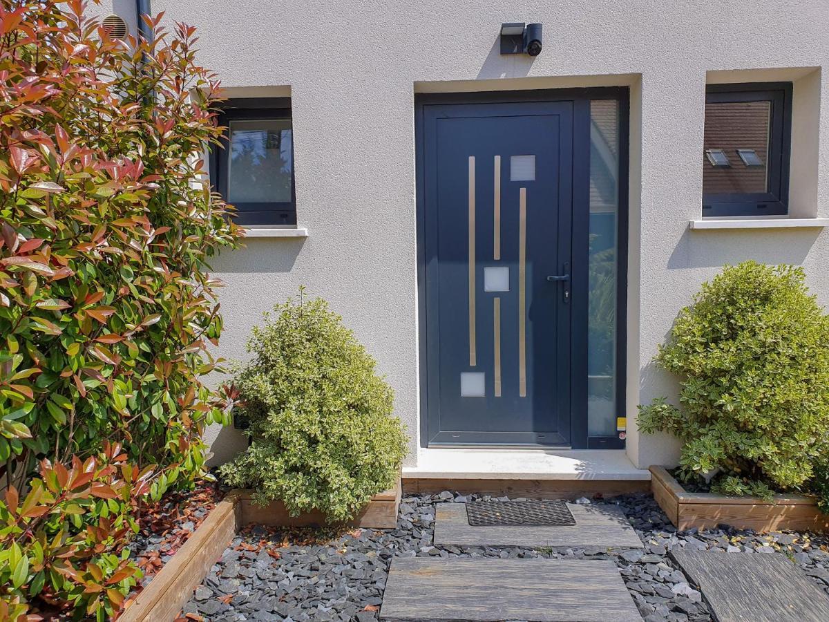 EXIGEHOME - Home stay avec jacuzzi et jardin paysagé Orgeval  Exterior foto